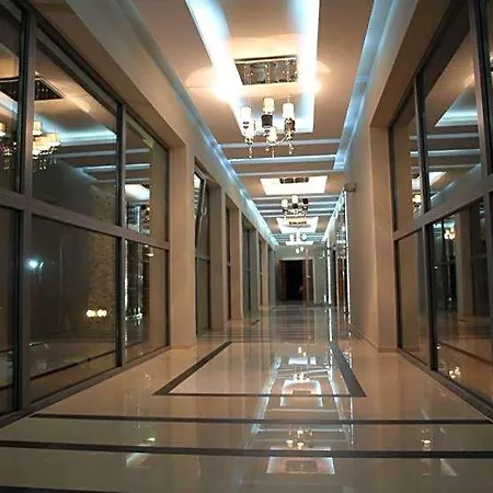 Hotel Kamiza 3*
